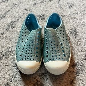 Native Shoes - Blue Glitter - Little Kids size 9